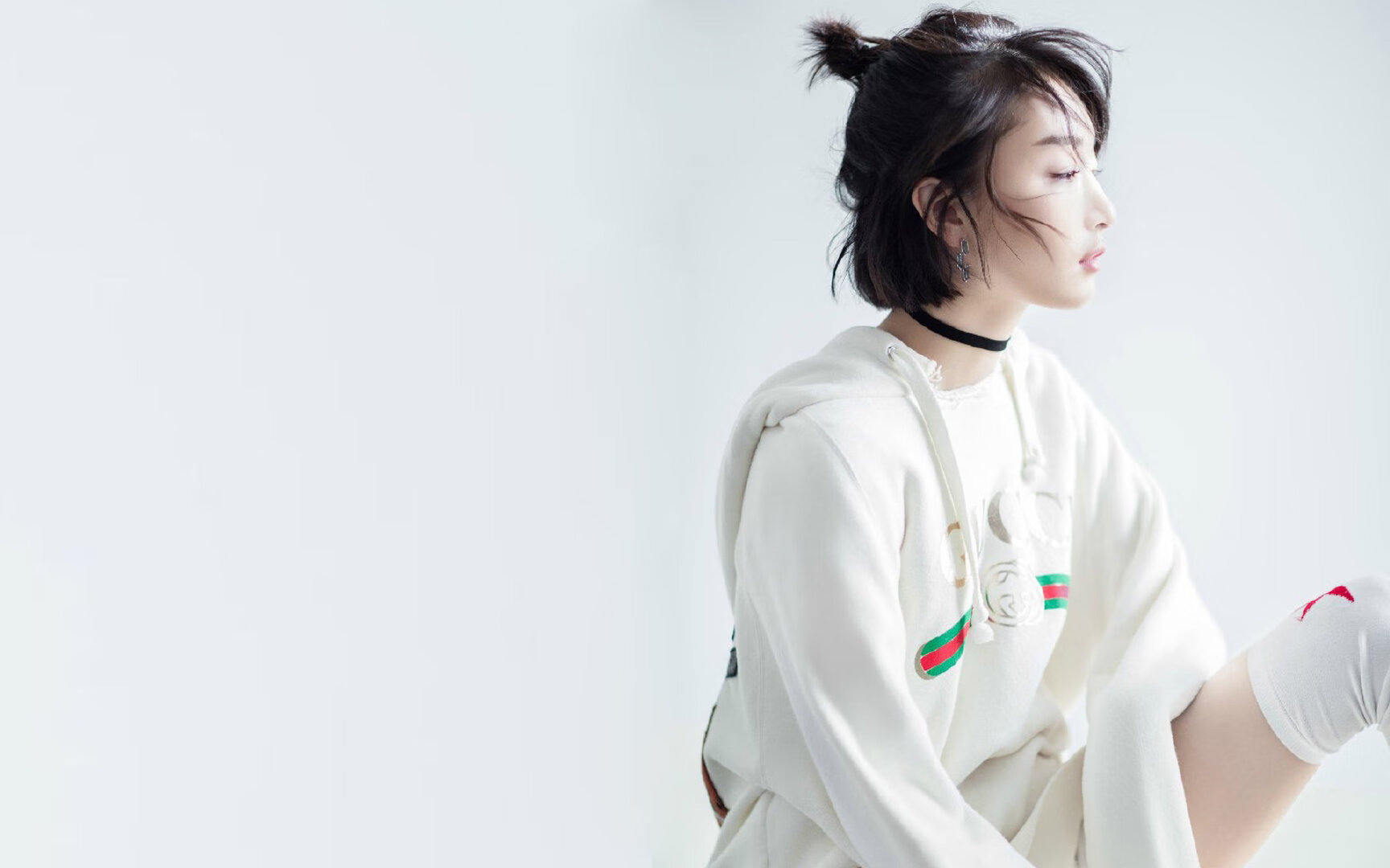 德甲主场氛围火爆,球迷投入热情高涨,德甲所有队伍