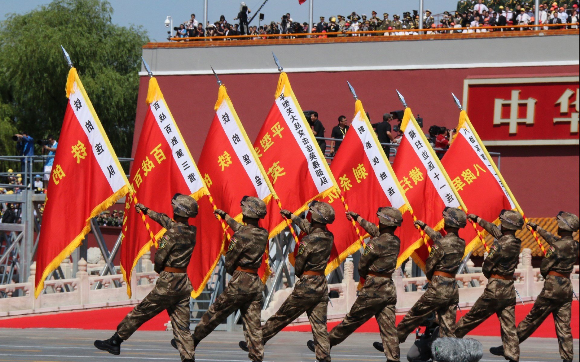 开云官方-新秀冲击：未来联盟的领路人，新秀阵容